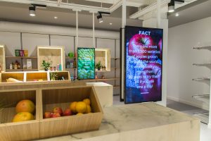 Digital signage expert in retail shopping malls